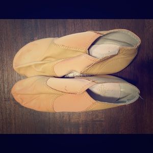 Jazz dance shoes
